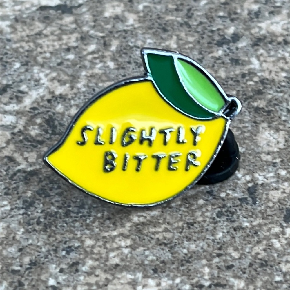 Lemon slightly‎ bitter Brooch lapel pin backpack pin hat pin